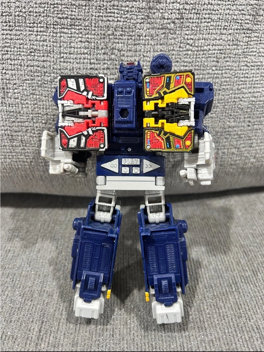 Hasbro transformers earthrise